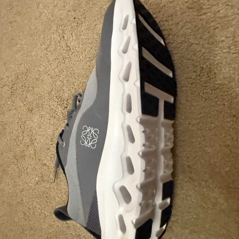 Loewe Women's Grey Sneakers - Picture 2 of 7